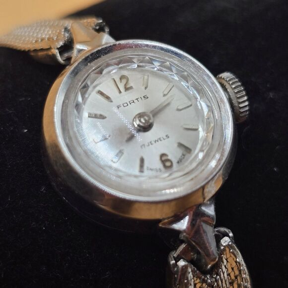 Vintage Fortis 17J Mechanical Ladies Watch On 1/20 10k GF Bracelet For Repair main image 4